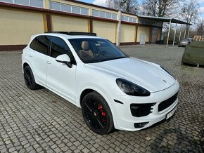 Porsche Cayenne S 2015 - 7