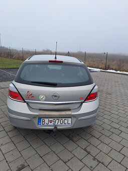 Predám Opel Astra 1.9 CDTi 120k A/T - 7