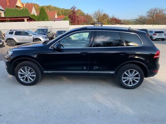 VW Touareg 3.0TDI V6 - 7