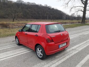 SUZUKI SWIFT 1,3i - 7