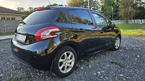 Peugeot 208 2014 1.2 Vti 60kw benzín - 7