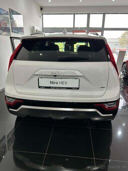 KIA Niro HEV 1,6 GDi GOLD TECH, Lak Tengerine (MY24) - 7