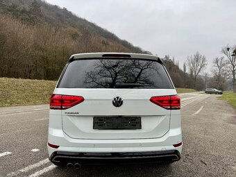 VOLKSWAGEN TOURAN 2.0TDI DSG R-LINE EXTRA BOHATÁ VÝBAVA - 7