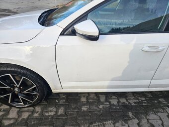 ŠKODA OCTAVIA 1.4 TSI / AIRBAGY OK/ PLNĚ POJÍZDNÉ - 7