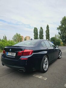 BMW F10 550xi V8 řada 5 330kw - 7