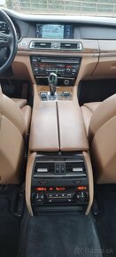 BMW 730D F01 - 7