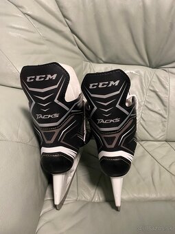 Hokejové korčule CCM Tacks 9040 - 7