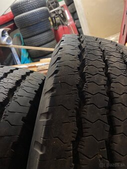 Predám pneu 225/75R16C - 7