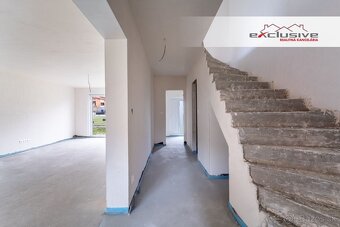 4 IZBOVÝ RODINNÝ DOM - KANAŠ, 120 M2, 426 M2 - NOVOSTAVBA - 7