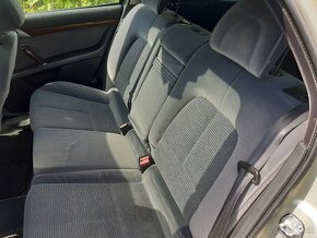 Rozpredám Peugeot 407 2.0 HDi 138 FAP - 7