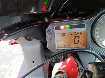 Honda CBR 600 f4i - 7