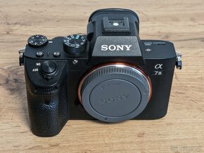 Sony Alpha 7 III - 28 971 cyklov - 7