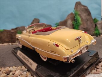 prodám model 1:18 buick roadmaster 1949 - 7