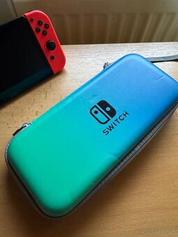 Predám Nintendo Switch OLED - 7