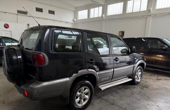 NISSAN TERRANO 2.7 TDI - 7