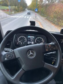 Mercedes Benz Actros - 7