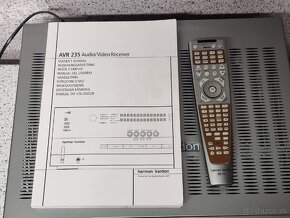 7.1 AV RECEIVER HARMAN/KARDON AVR 235 + DIALKOVÉ OVLÁDANIE - 7