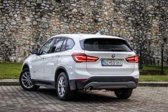 BMW X1 sDrive 18i Advantage A/T - 7