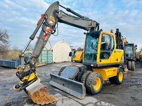 Kolové rypadlo VOLVO EW140B, rototilt Engcon s kleštěmi - 7