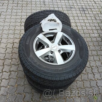 Predám pneu+disky245/70R1+Disky 7jx16 5x114,3 - 7