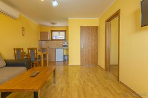 NA PREDAJ: APARTMÁNOVÝ DOM, VEĽKÝ MEDER - 7