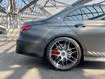 Mercedes-Benz E 63 S AMG 4M+ Final Edition 1 of 999 - 7