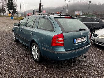 Škoda Octavia 1.6 fsi Combi - 7