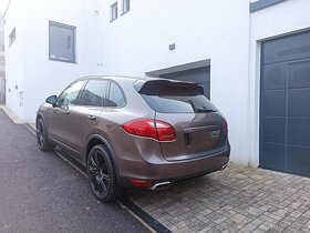 Porsche Cayenne - 7