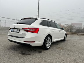 Škoda Superb 3 combi - 7