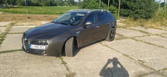 Alfa Romeo 159jtdm - 7