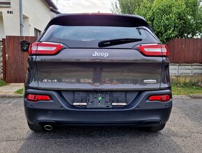 Jeep Cherokee - 7