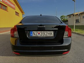 Volvo S40 II 2.0D - 7