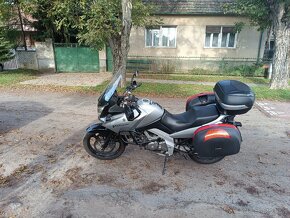 Suzuki 650 Vstrom - 7