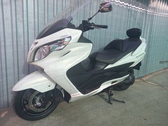 Suzuki Burgman 400 rok 2012 ABS - 7