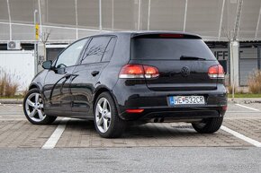 Volkswagen Golf 2.0 TDI 140k Highline - 7