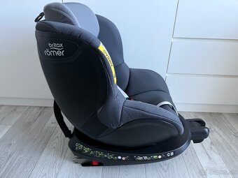 Autosedačka Britax Römer Dualfix 2 R (0 - 18kg) Storm Grey - 7