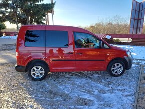 Volkswagen Caddy 1,2TSI  5 miestna verzia - 7