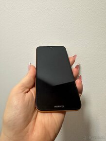 Na predaj málo používaný mobil Huawei Y5 v top stave komplet - 7