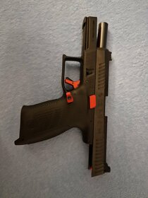 CZ P-10C OR ; 9x19 - konfigurátor - 7