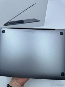  MacBook Pro (13-inch, 2019) - 1 cyklus | i7 | 16GB/500GB  - 7