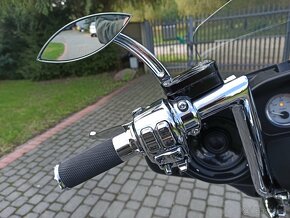 Harley Davidson FLHX Street Glide - 7