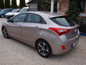 Hyundai i30 1.6i MPI DOHC CVVT YES - 7