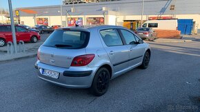 Peugeot 307 - 7