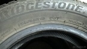 4 ks ZIMNÉ 195/65 R15 95T a 91T cca 5-6 mm od 15,-€/kus - 7