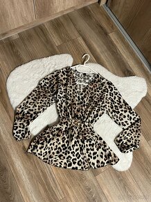 Leopardí top/blúzka s dlhým rukávom - 7