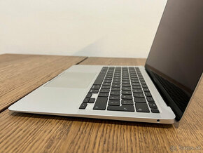 MacBook Air 13" M1 8/256GB Silver - 7