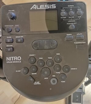 Alesis Nitro Max elektrické bicie - 7