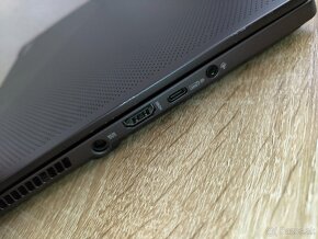 Asus ROG Zephyrus G14 - 7