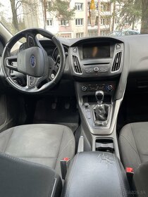 Predám Ford Focus , AC kombi, modra metaliza,1,5 diesel - 7