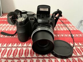 FujiFilm Finepix S2800HD - 7